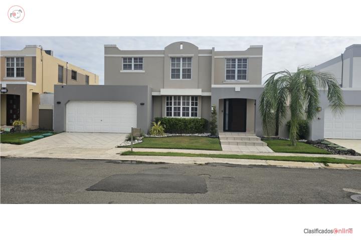 House in Entrerios, Encantada, Trujillo Alto