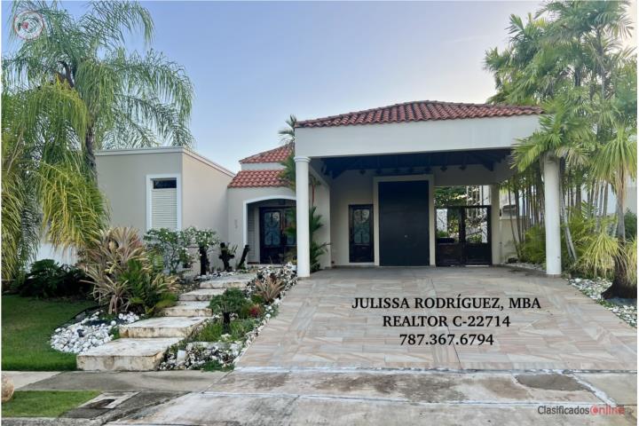 House in Haciendas de Golf y Playa, Cabo Rojo