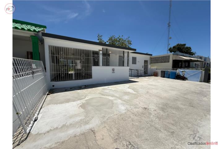 Commercial in Villa Grillasca, Ponce