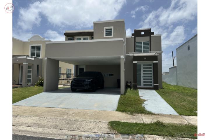 House in Mansiones Del Caribe, Humacao
