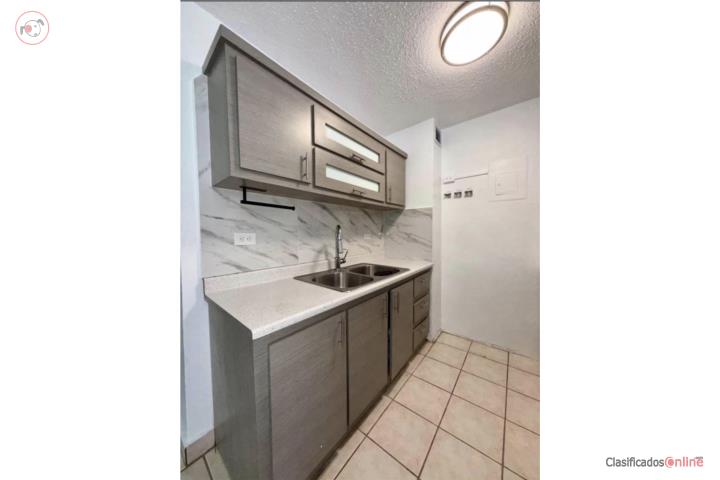 Apartment in Puerta Del Sol, San Juan - Río Piedras