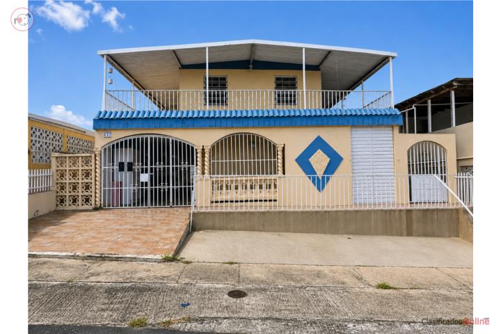 Multi-family in Reparto Valencia, Bayamón