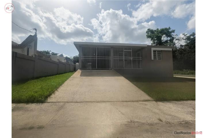 House in Villa Sauri, Caguas