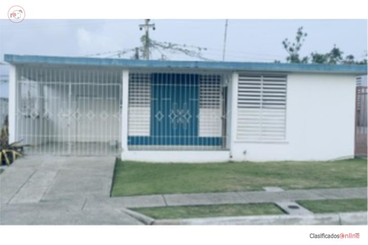 House in Villas Ana, Juncos