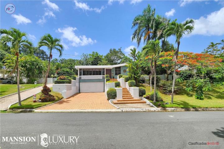 House in Lake View Estates, Caguas