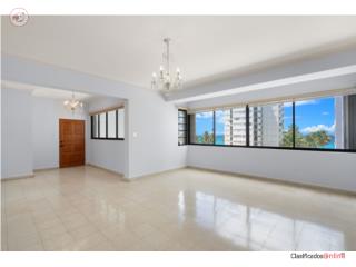 Kings Court 61: Ocean Views, hi ceili...