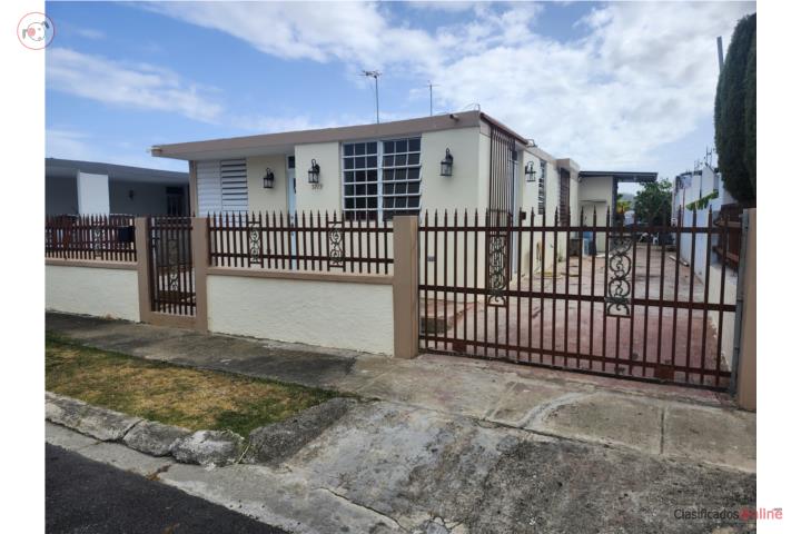 House in Santa Teresita, Ponce