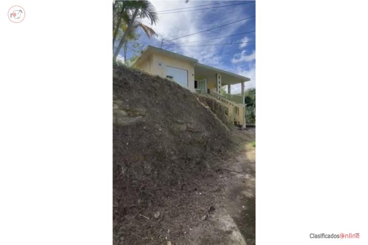 House in Las Carolinas, Caguas