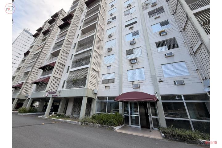 Apartment in Windsor Tower, San Juan - Río Piedras