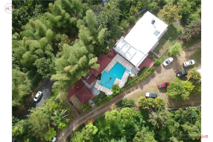 Farm in Fronton, Ciales