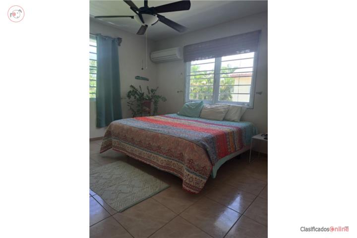 Corcega Beach House 3bedrooms 3full bathroom