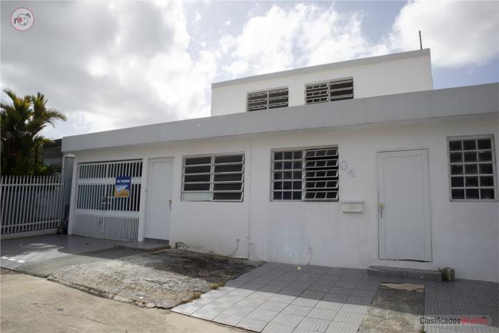 Multi-family in Jardines De Caparra, Bayamón