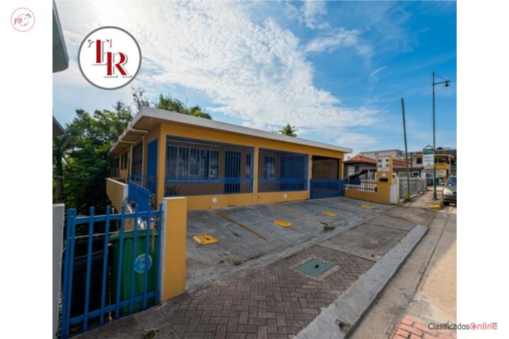 Commercial in Pueblo, Guaynabo