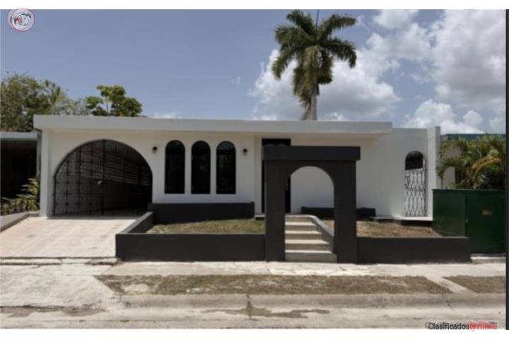 House in Bonneville, Caguas