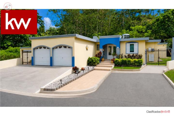 Las Cuevas District - House in Trujillo Alto