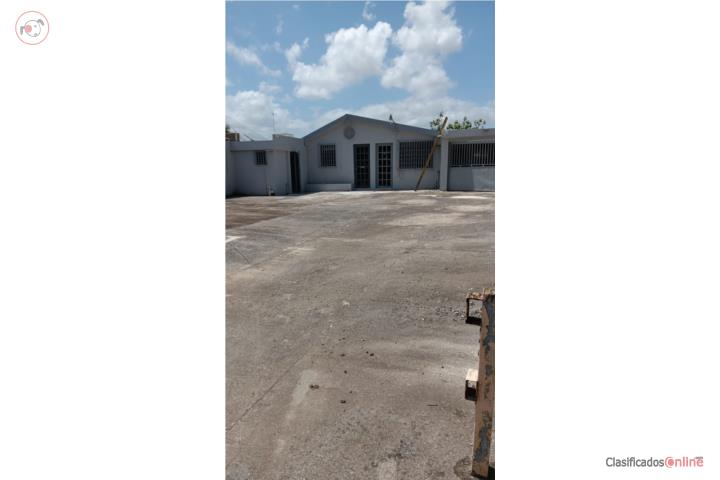 Commercial in Villa Carolina, Carolina