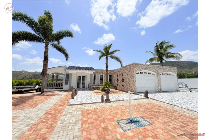 House in Honduras, Cidra