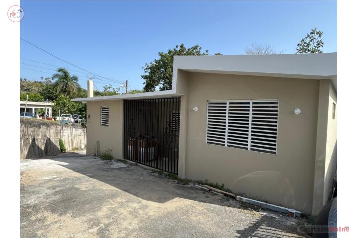 House in Lirios, Juncos