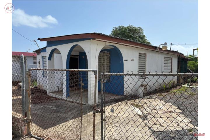 House in Villa Cristina, Comunidad, Loíza
