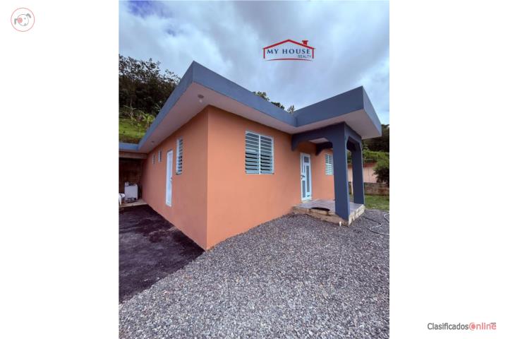 House in Olimpia, Adjuntas