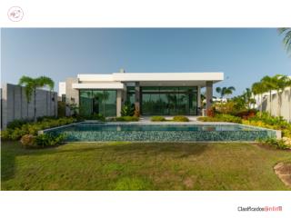 Brand New Luxury Build w/ Lake-Front ...