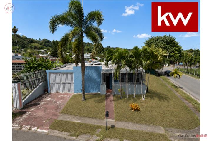 House in Round Hills, Trujillo Alto