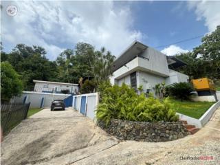 4bd/4ba Multi-Family Home w/ Mountain...