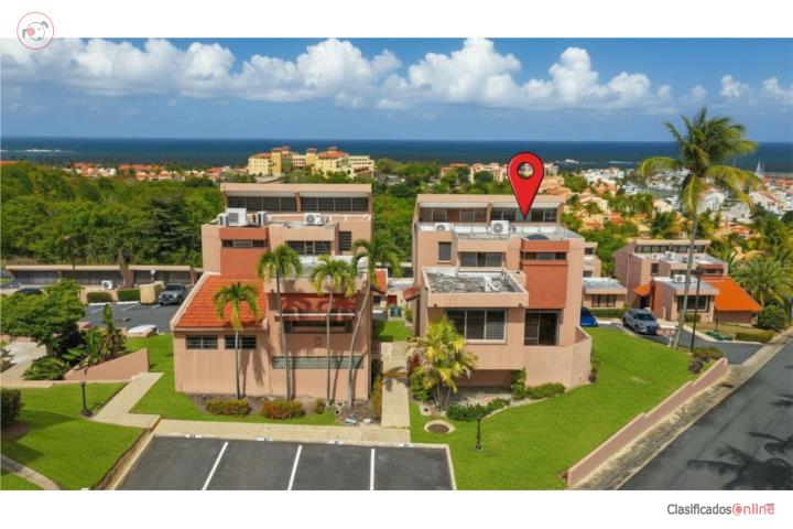 3B/2.5BA Condo w/ocean views & balcony