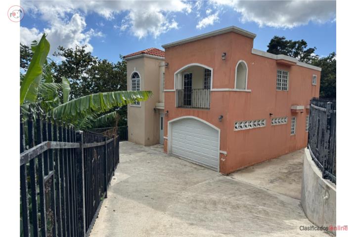 House in La Carmelita, Ponce