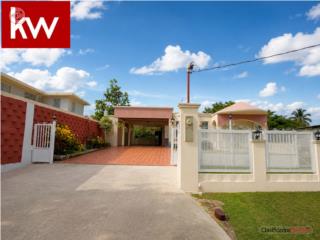 BO. BAYANEY, CASA EN HATILLO