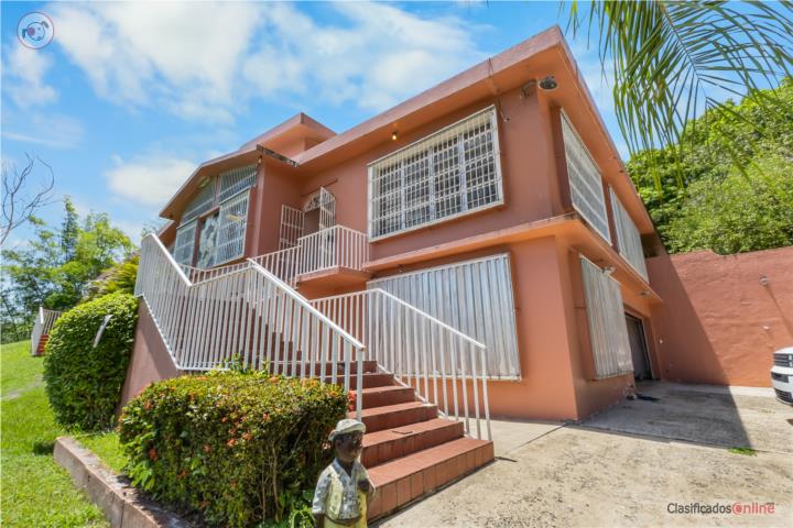 House in El Retiro, Caguas
