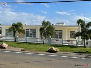4/2 Home w/3000 m lot by Playa Puerta...