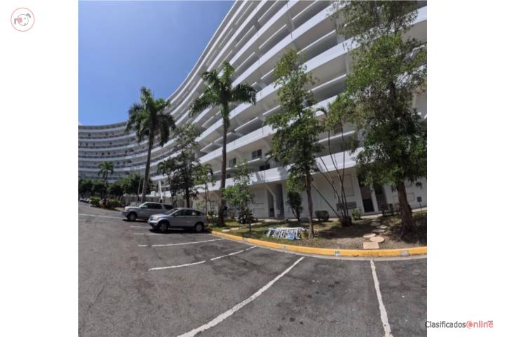 Apartment in El Monte Sur, San Juan - Hato Rey