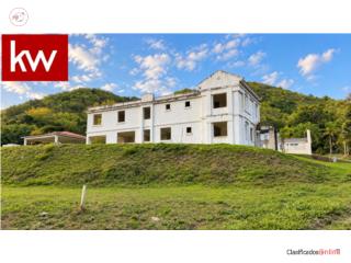 URB. HACIENDA CUNDEAMOR, CASA EN VILL...