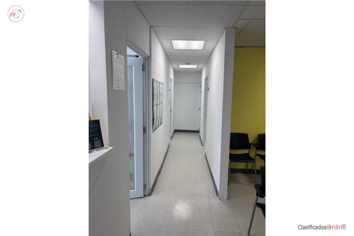 Oficina en Condo. San Vicente, Ponce P.R