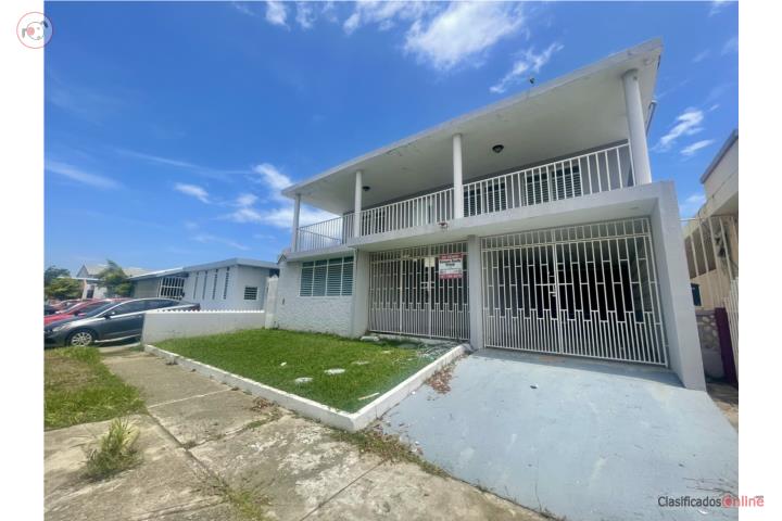 Multi-family in University Gardens, Arecibo