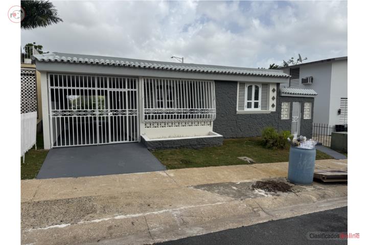 House in Cana, Bayamón