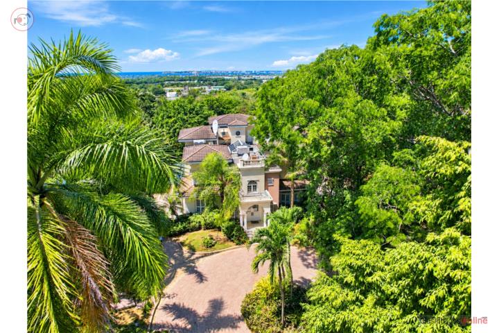 House in Tintillo Hills, Guaynabo
