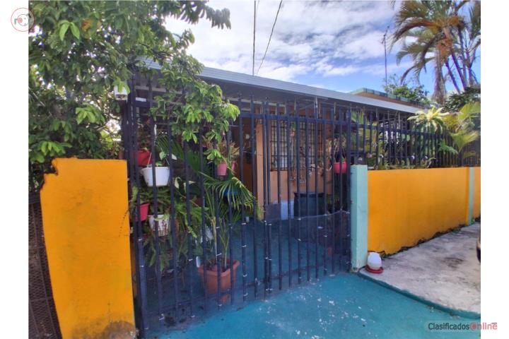 House in Barrio Obrero, San Juan - Santurce