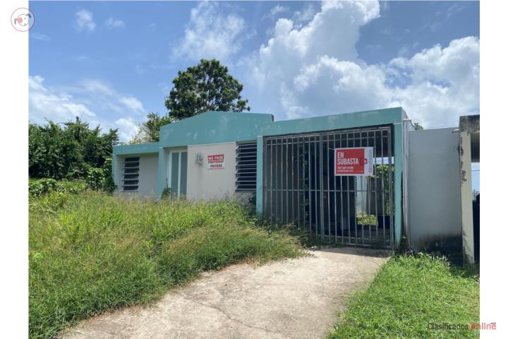 House in Jardines De La Via, Naguabo