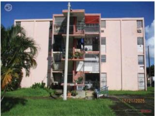 22| Cond. Brisas de Borinquen I, Apto...