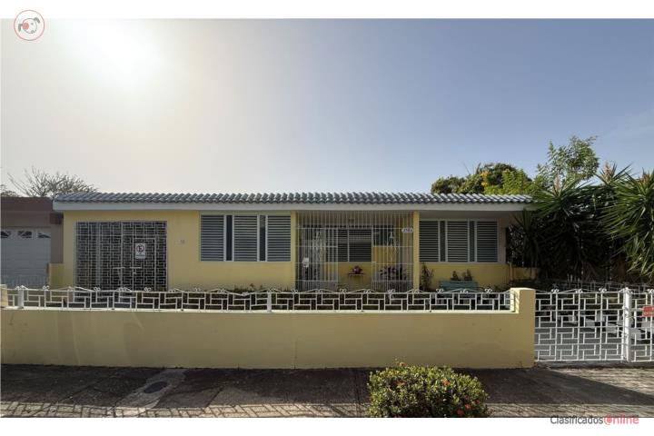 House in Constancia, Ponce