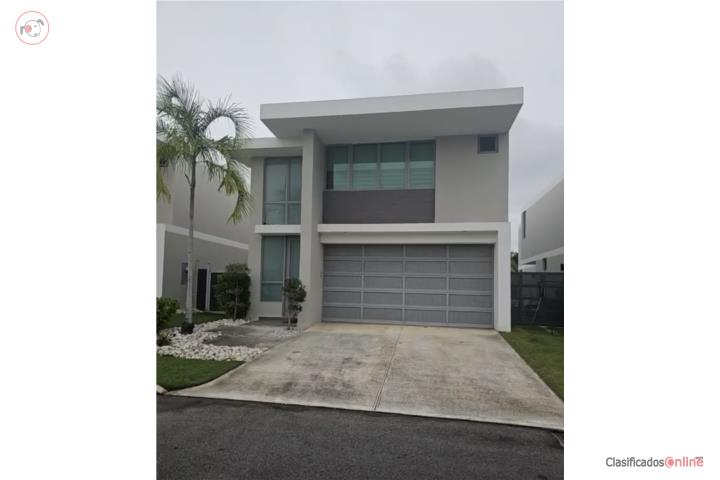 House in Riviera Village, Riviera, Bayamón