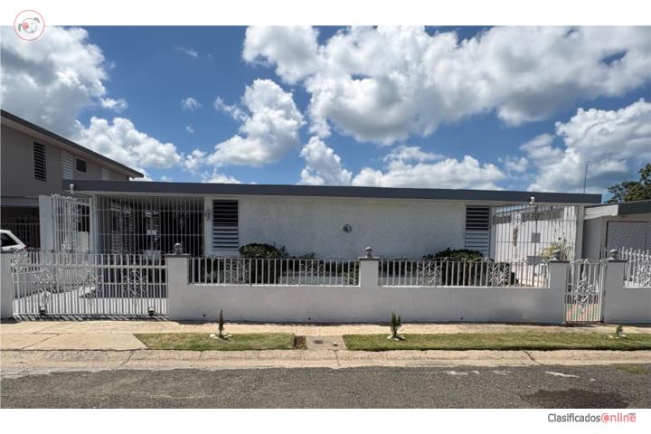 House in Buenaventura, Mayagüez