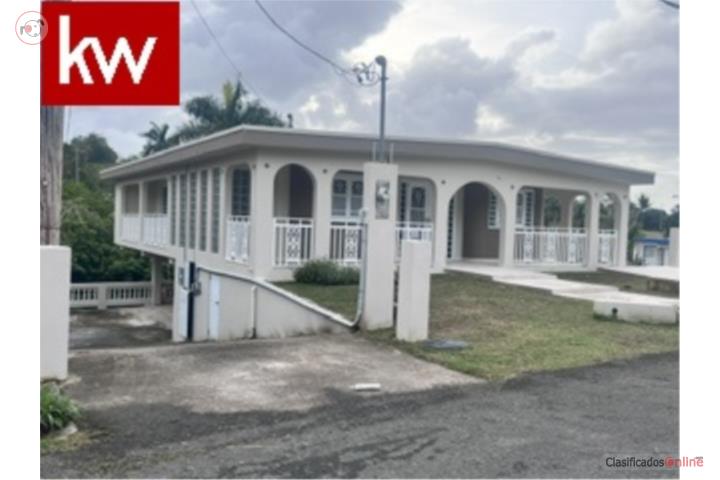 House in Alturas De Juncos, Juncos