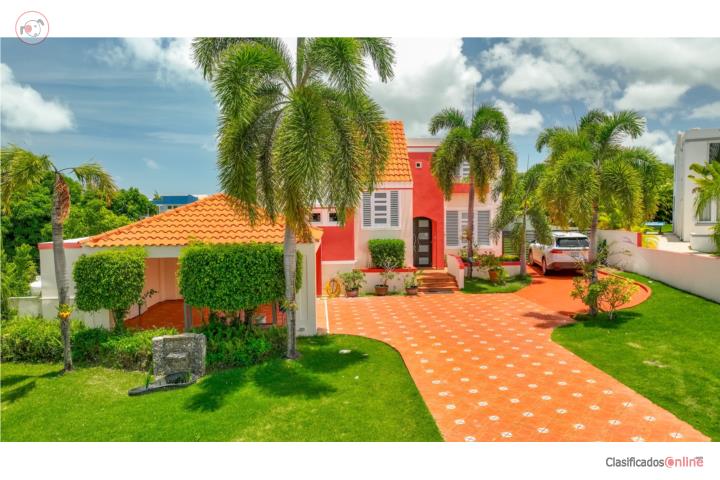 House in Paisajes Del Lago, Luquillo