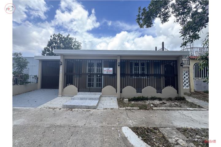 House in Sunville, Trujillo Alto