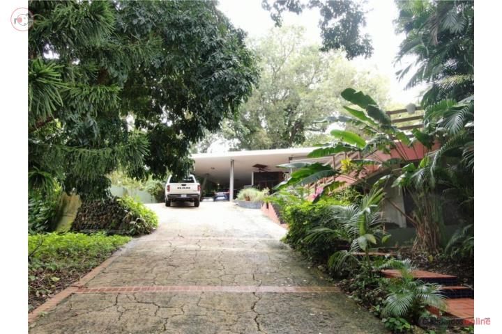 House in Beverly Hills, San Juan - Río Piedras