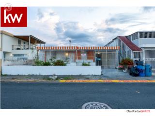 URB. LEVITOWN LAKES, CASA EN TOA BAJA