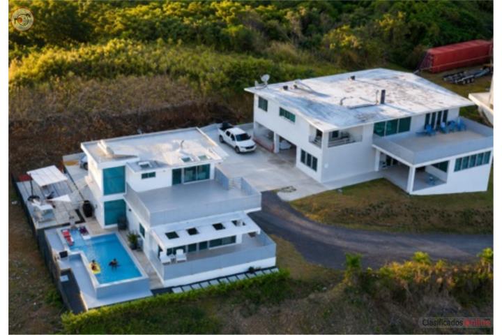 House in Las Croabas, Fajardo